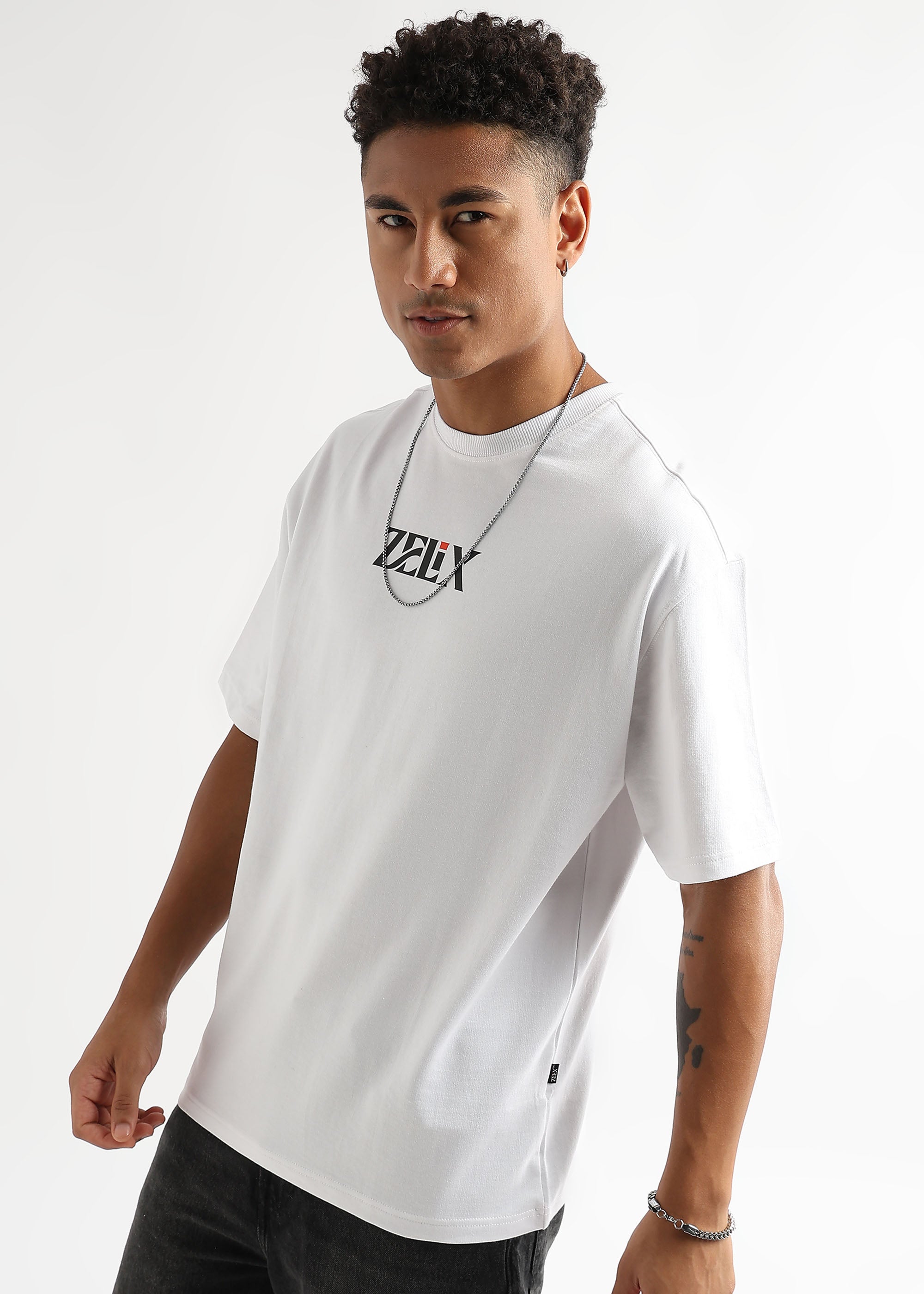 Oversized Wings of Belief casual t-shirt unisex white