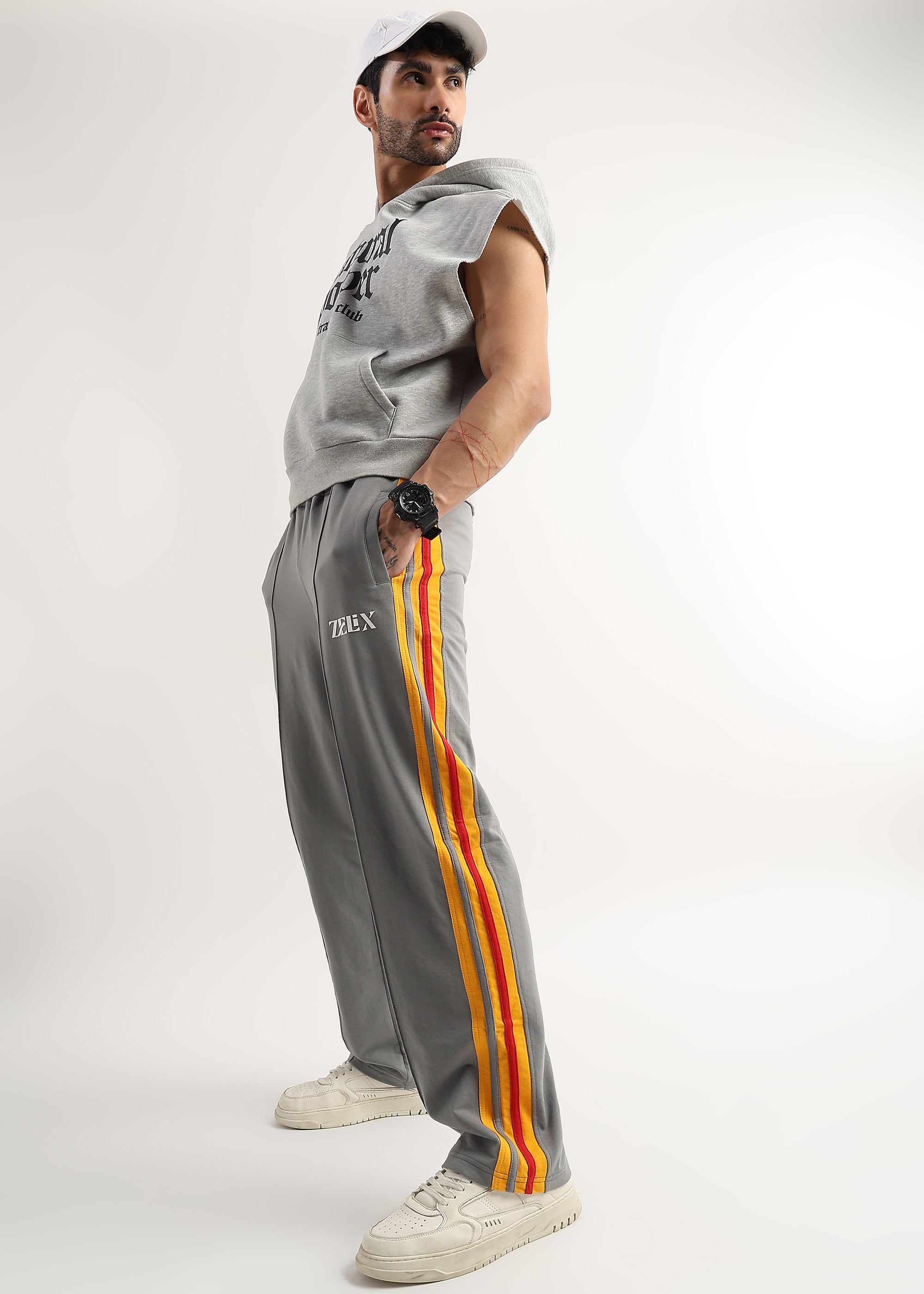 SUNSET SRIPE JOGGER (GREY)