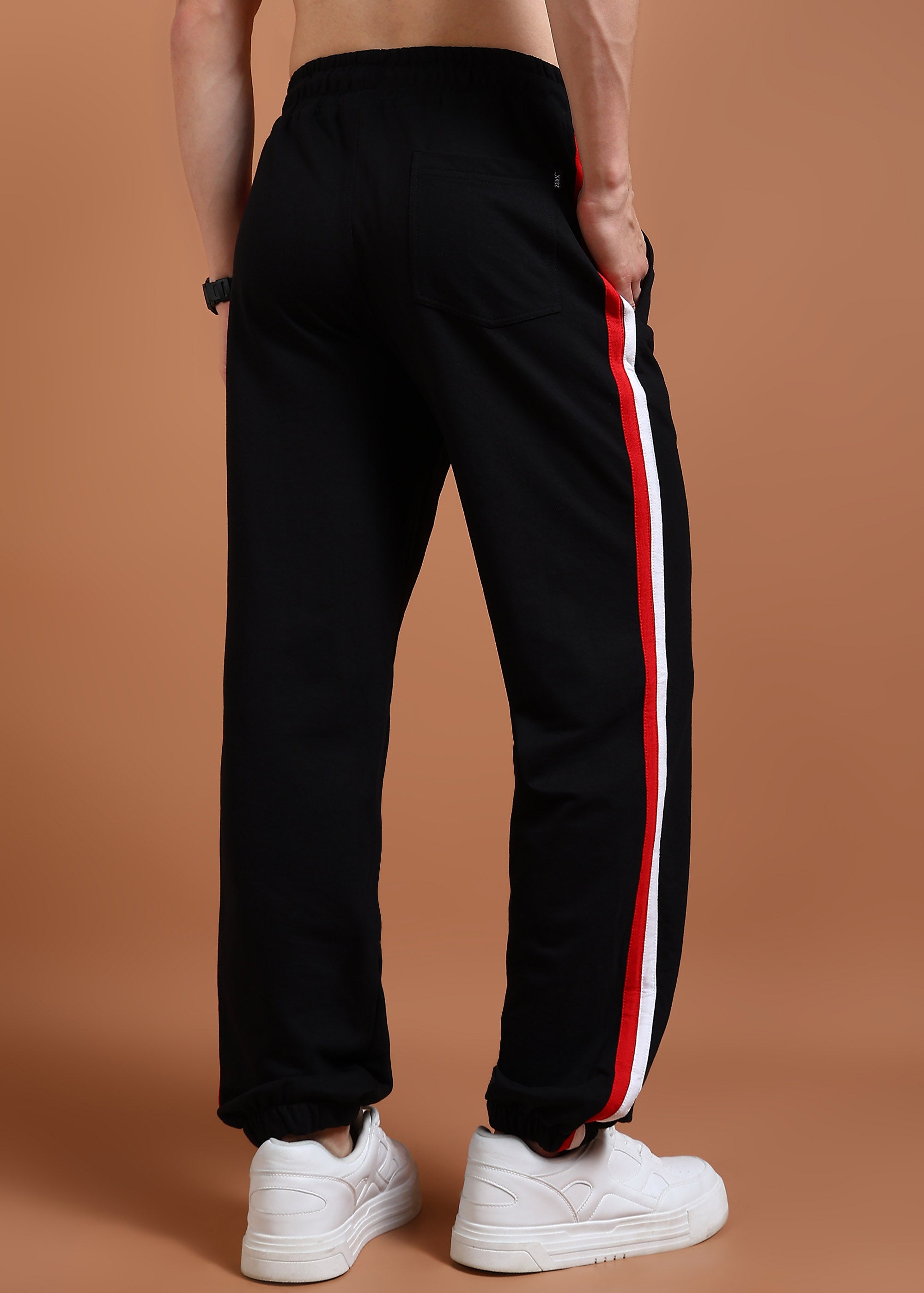 Cotton blend comfortable everyday joggers in black
