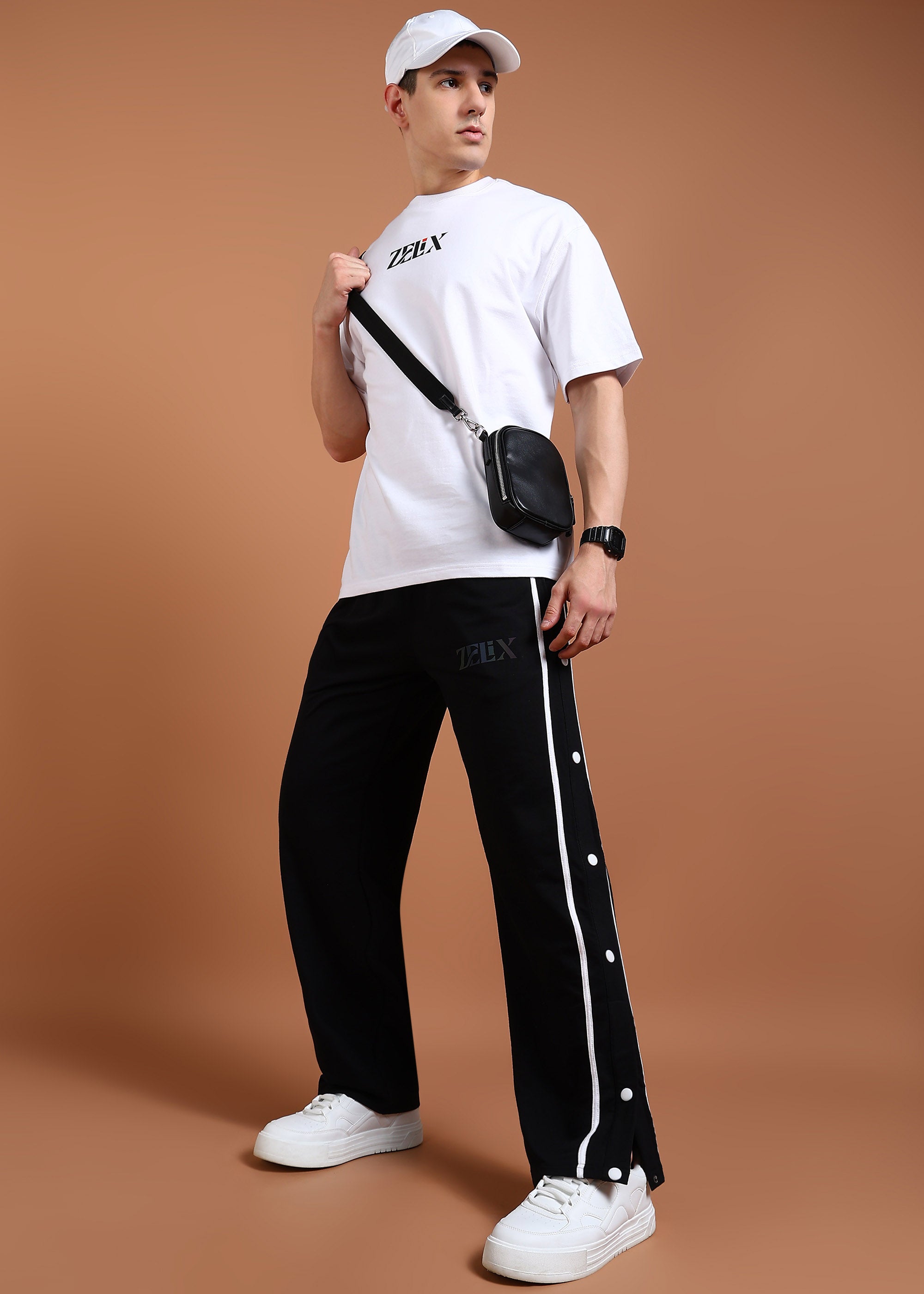 Tapered joggers with bold urban stripe design