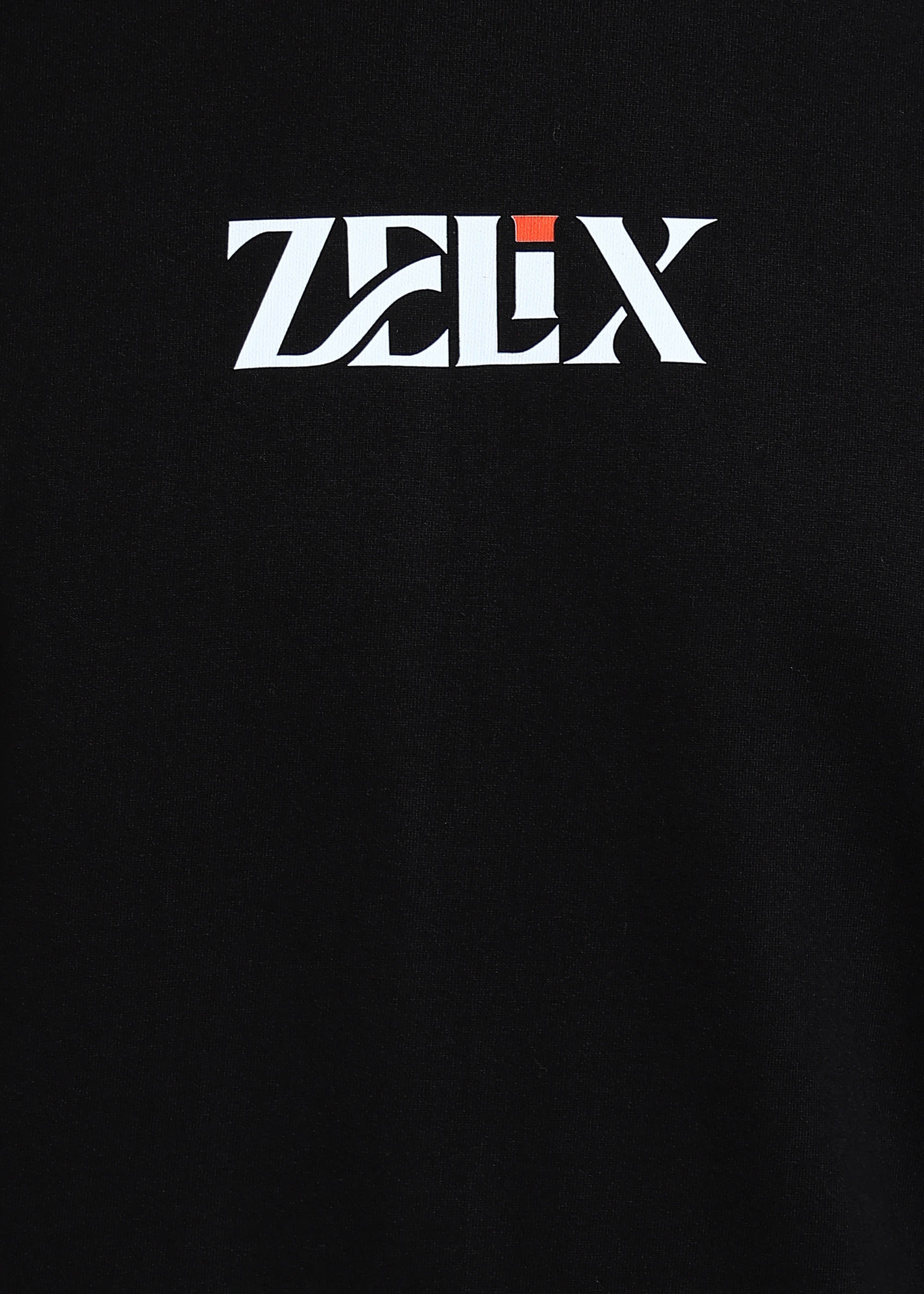 Minimal style oversized black drop shoulder t-shirt