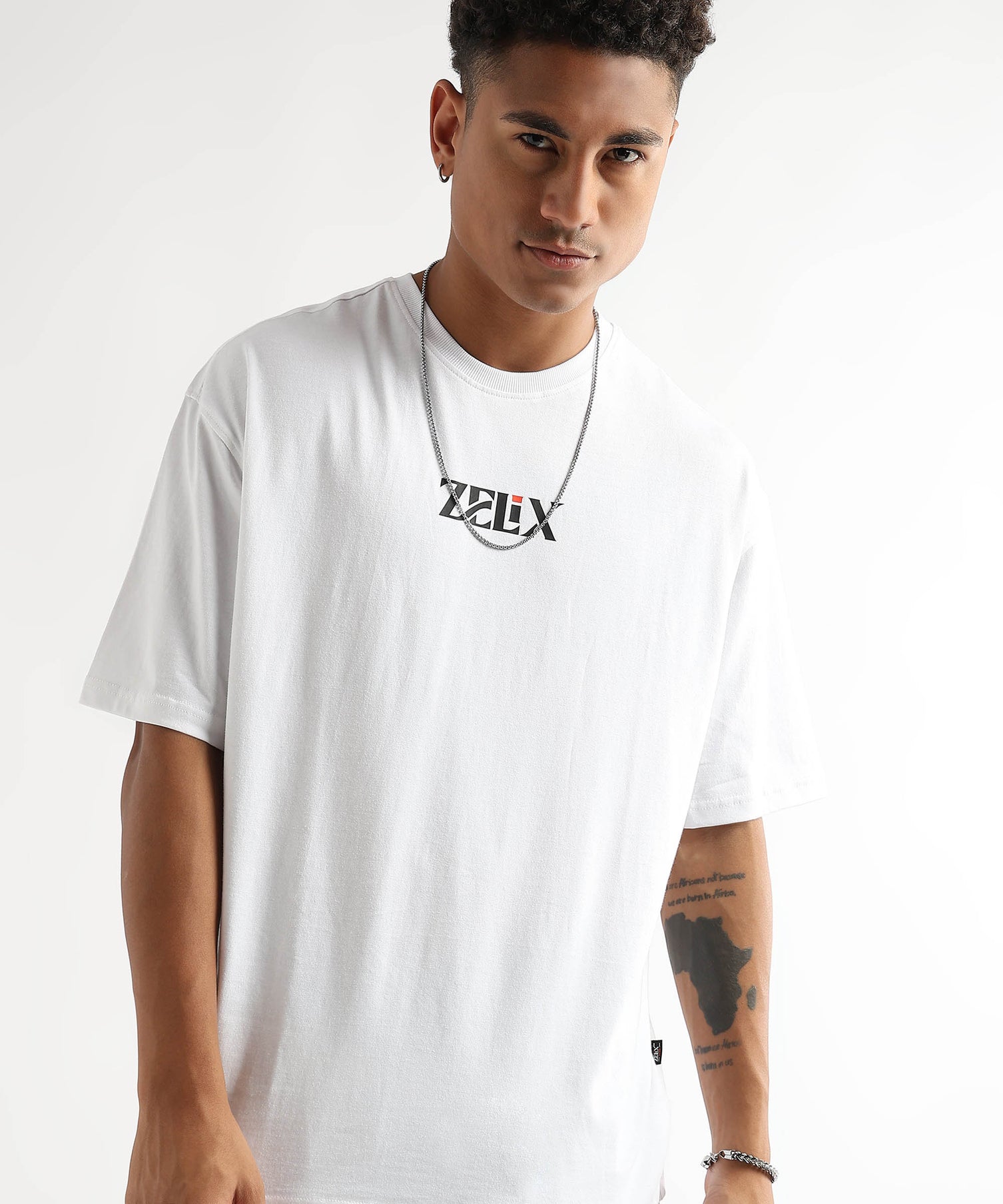 Cotton oversized t-shirt with uplifting print