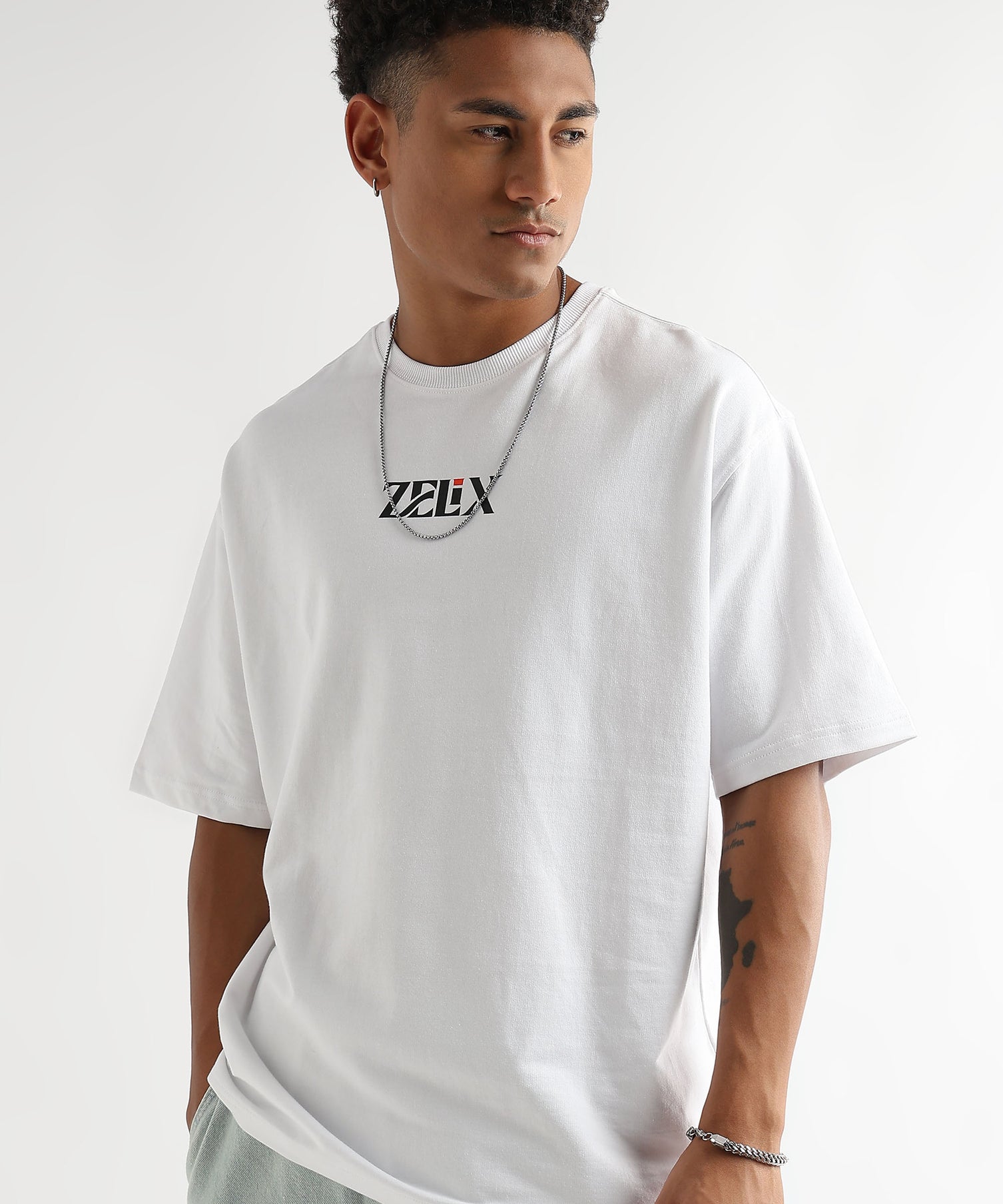 White oversized Bloom & Time cotton t-shirt front view