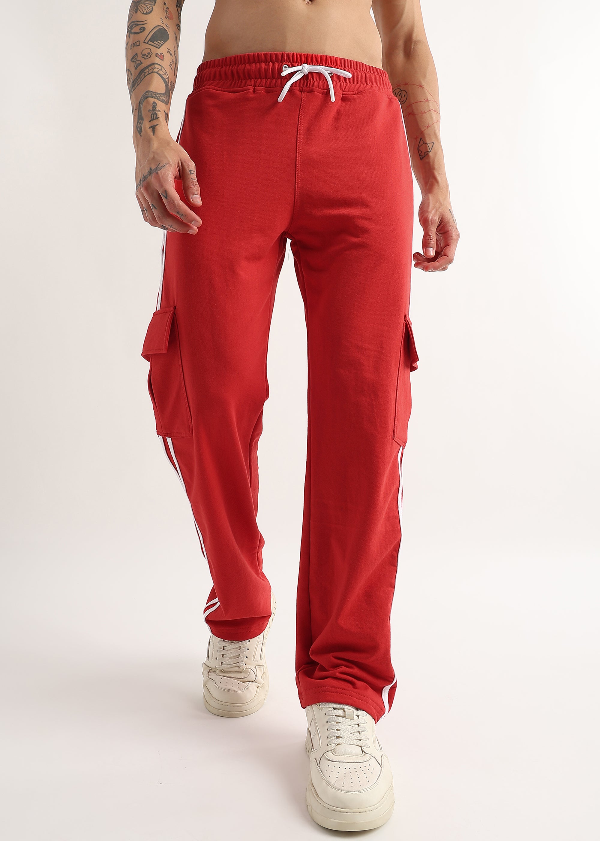 SCARLET STRIDE 5 POCKET JOGGER (RED)