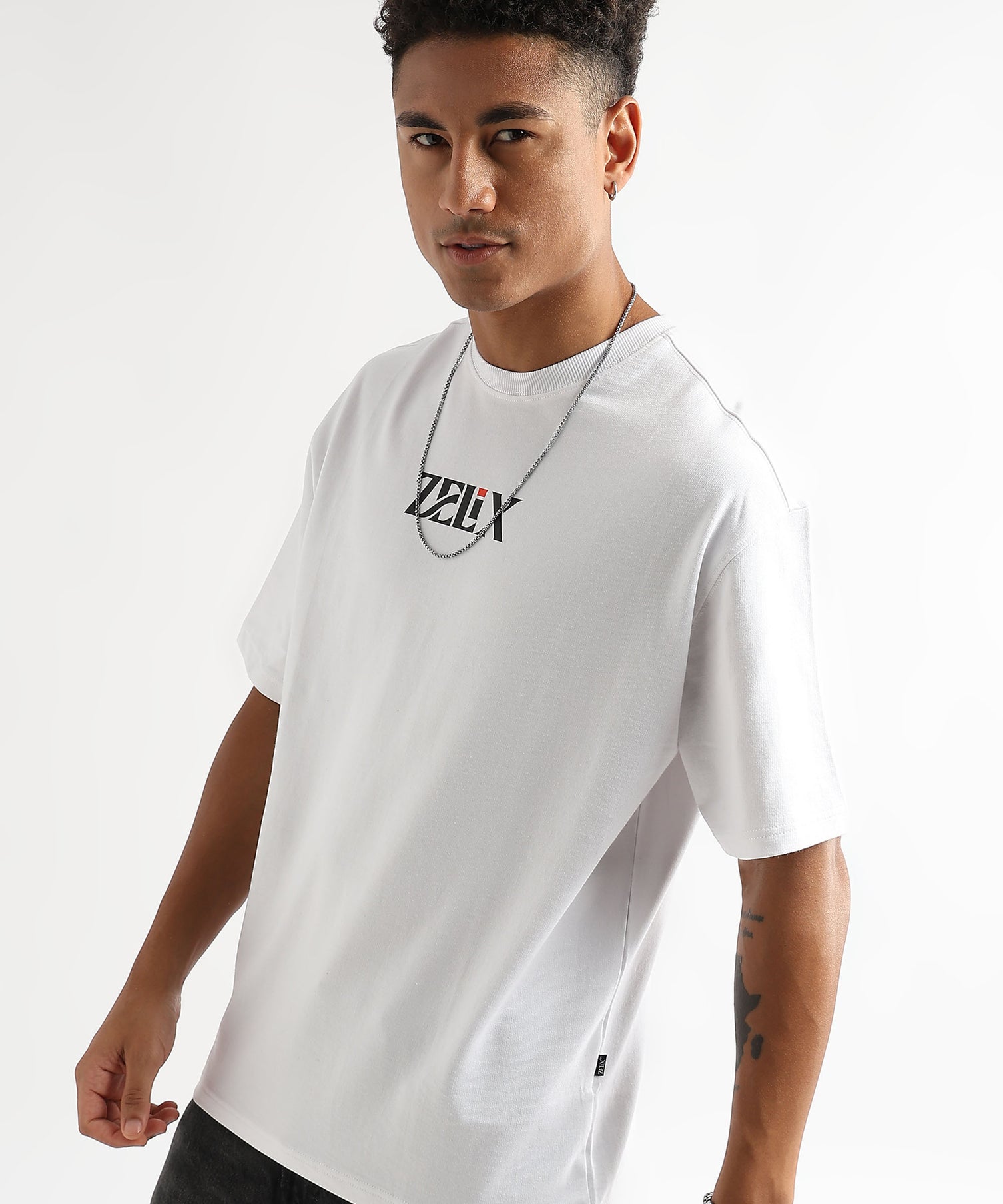 Oversized Wings of Belief casual t-shirt unisex white
