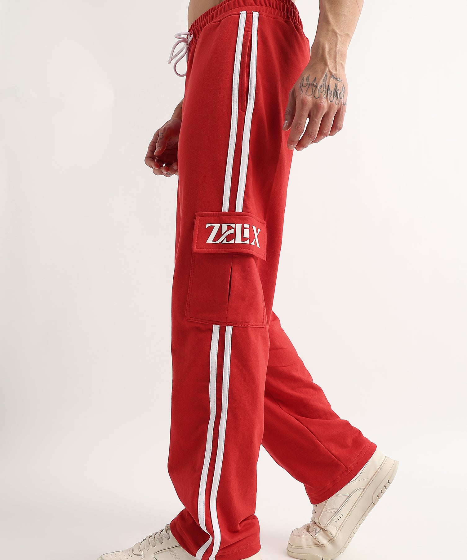 Scarlet Stride 5 Pocket Jogger Red White
