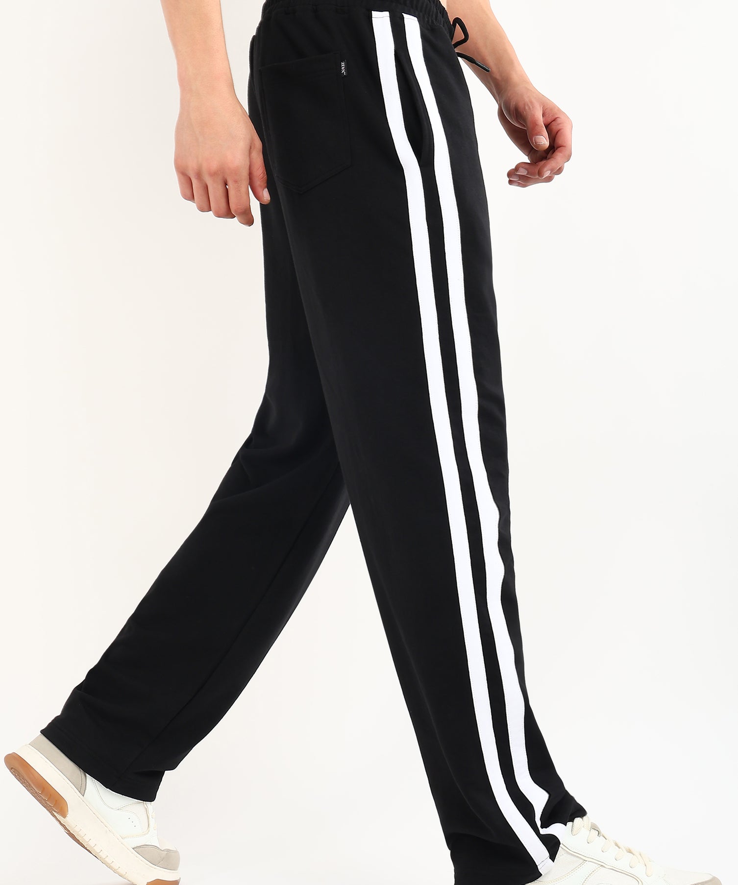 Titan Stripe Jogger Black White
