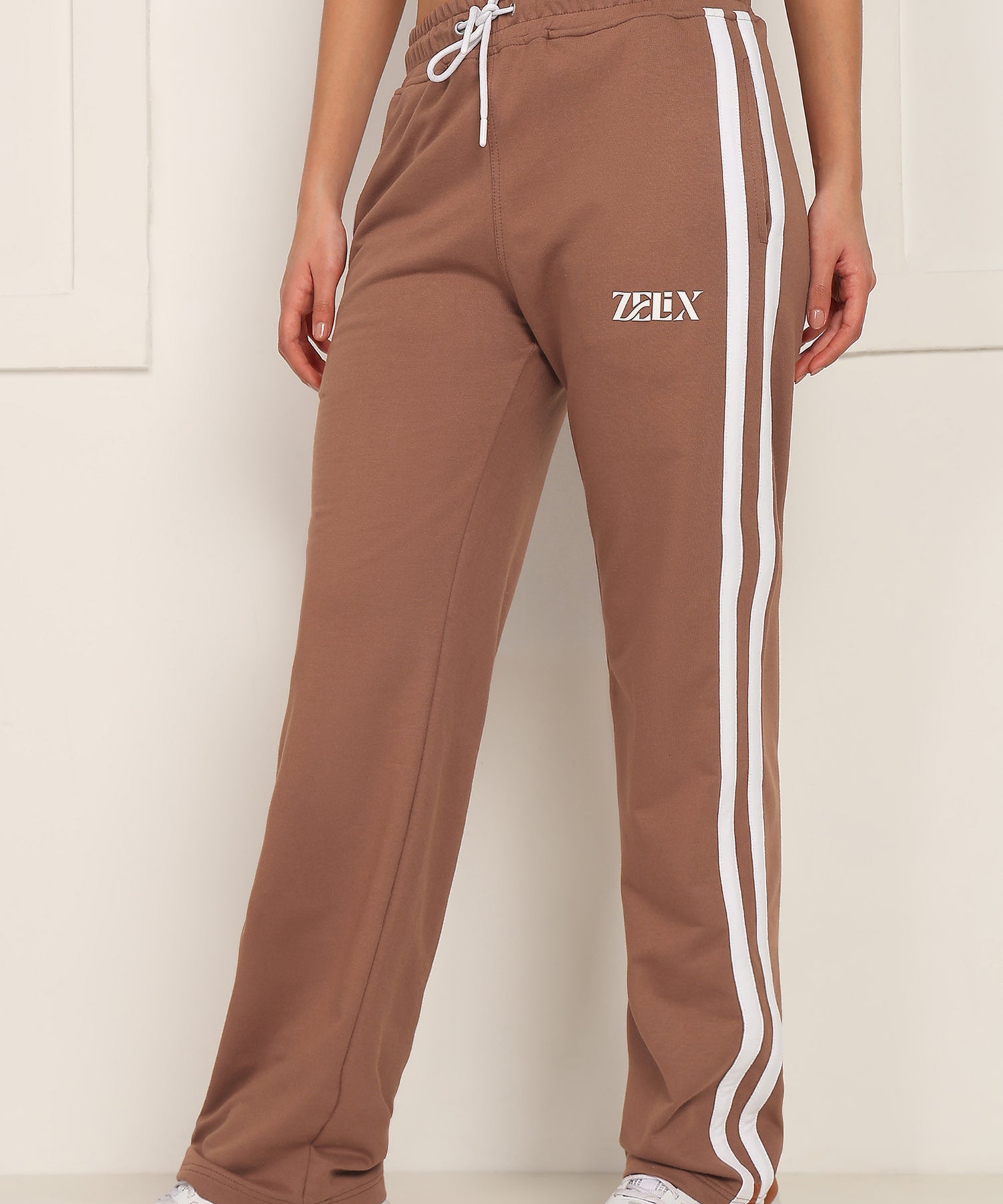 Women Vector Stripe Jogger Brown White