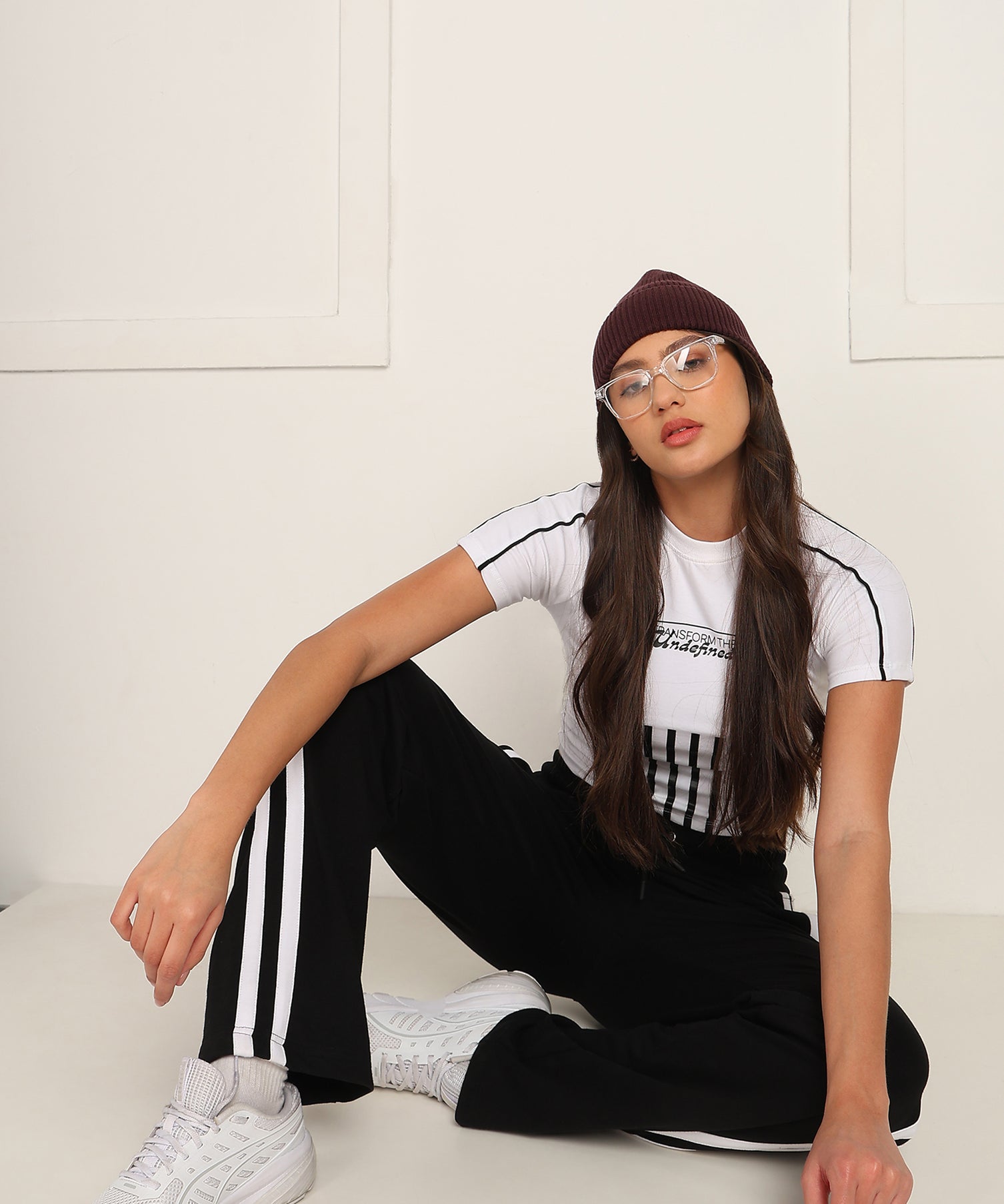 Women Titan Stripe Jogger Black White