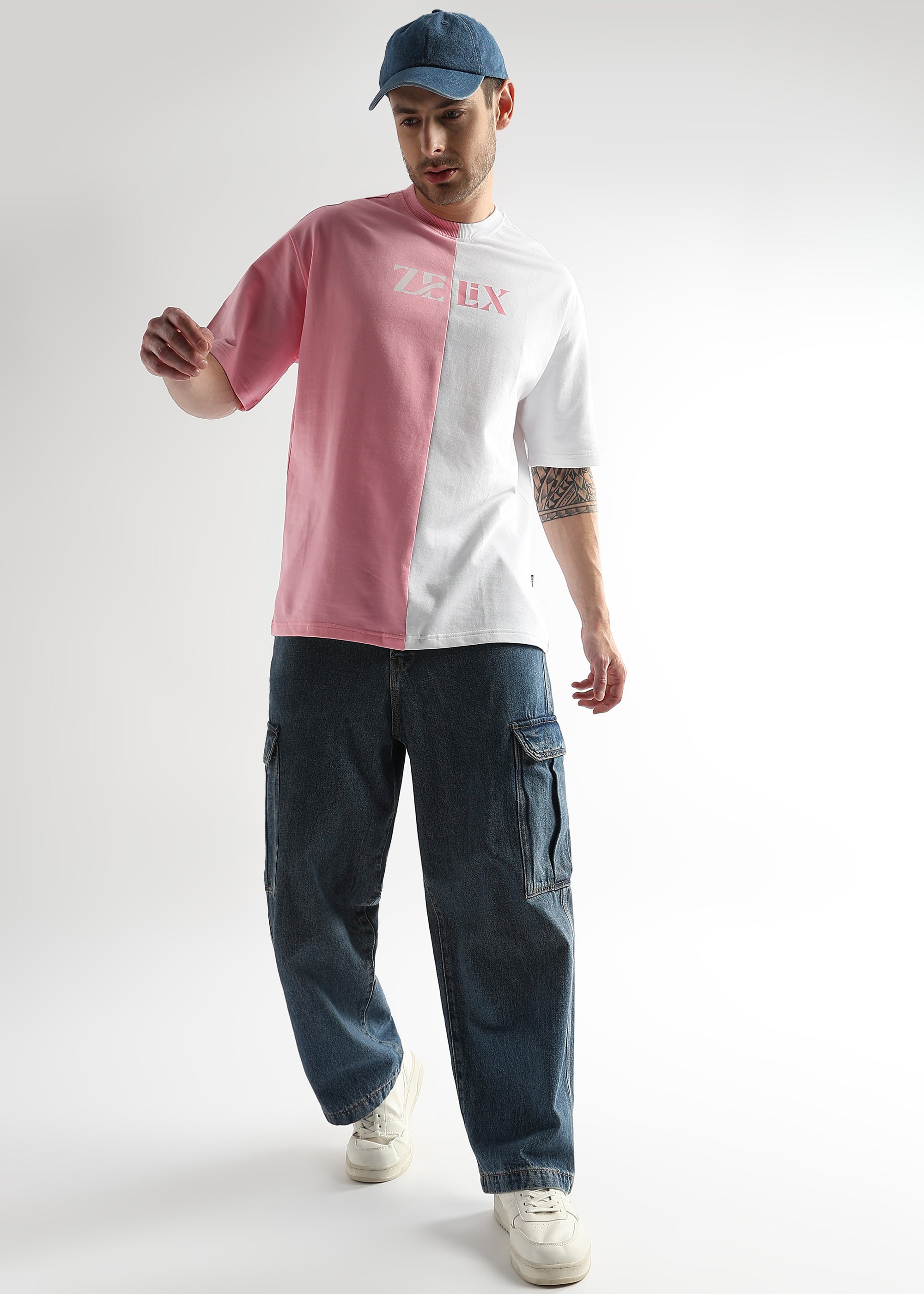 Unisex oversized graphic tee in pink and white