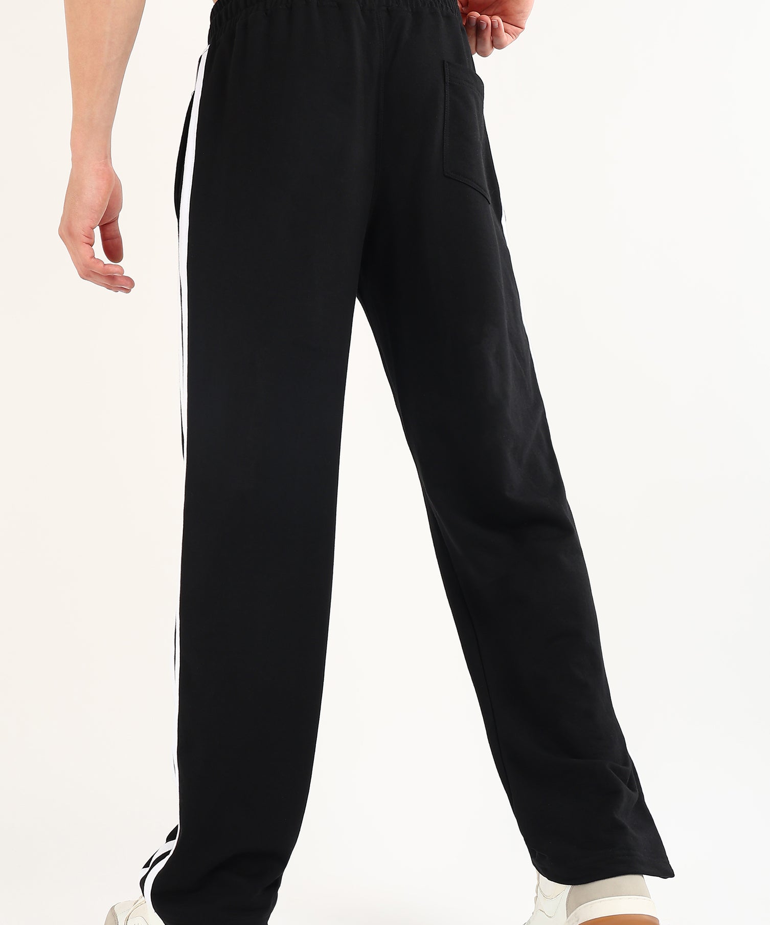 Titan Stripe Jogger Black White