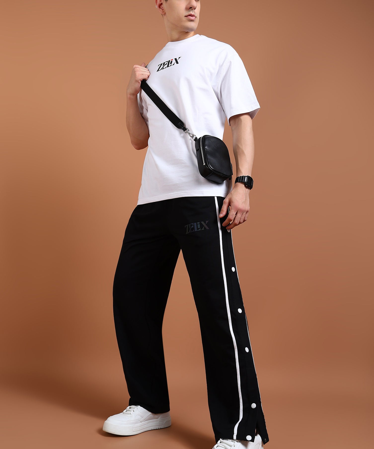 Tapered joggers with bold urban stripe design