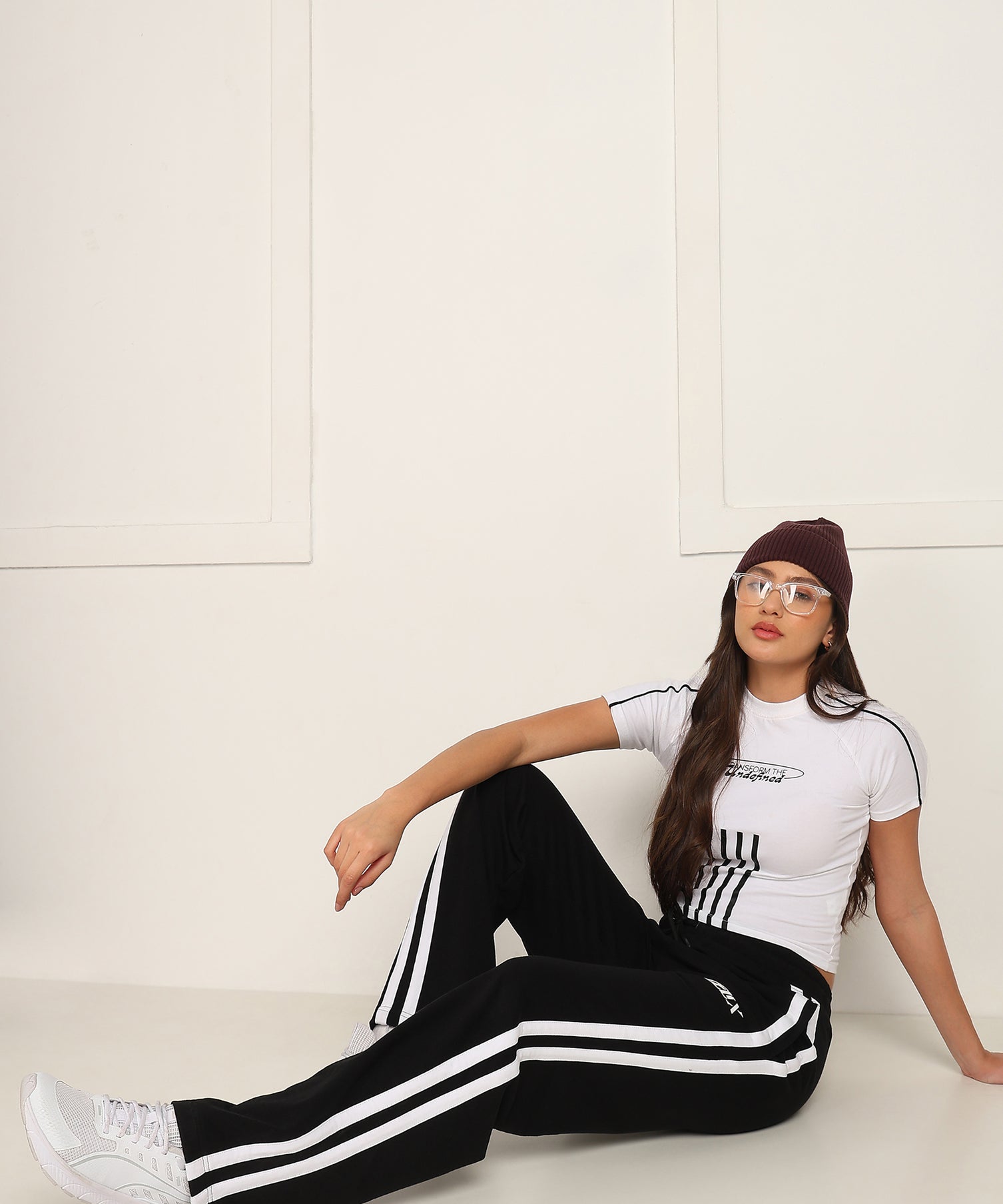 Women Titan Stripe Jogger Black White