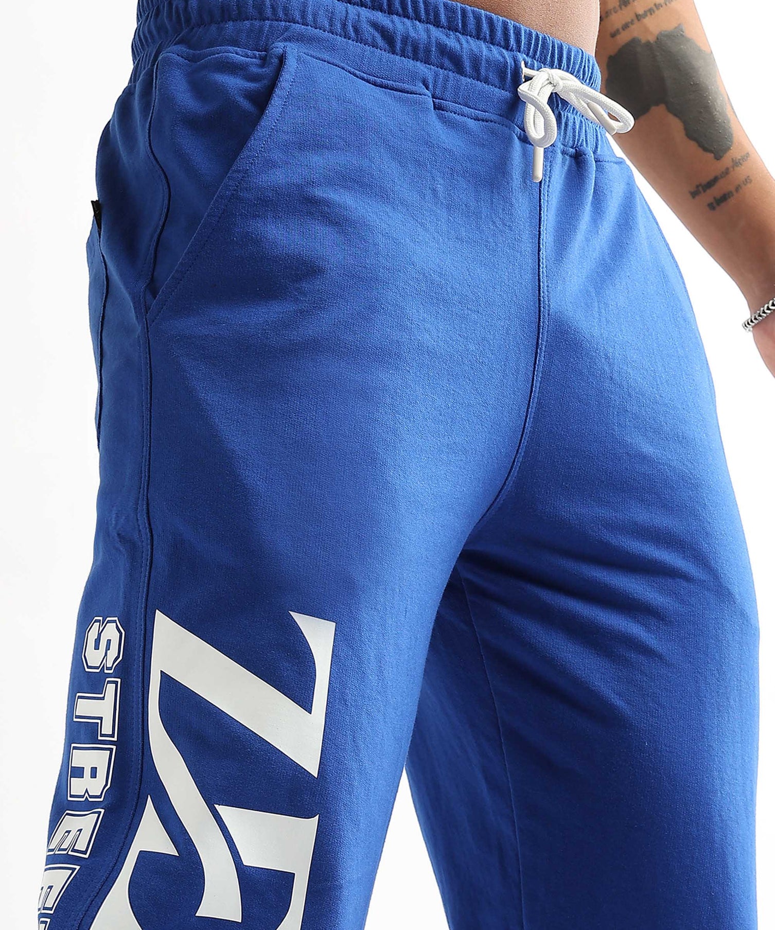 Royal blue “Zelix Streetwear Edition” joggers