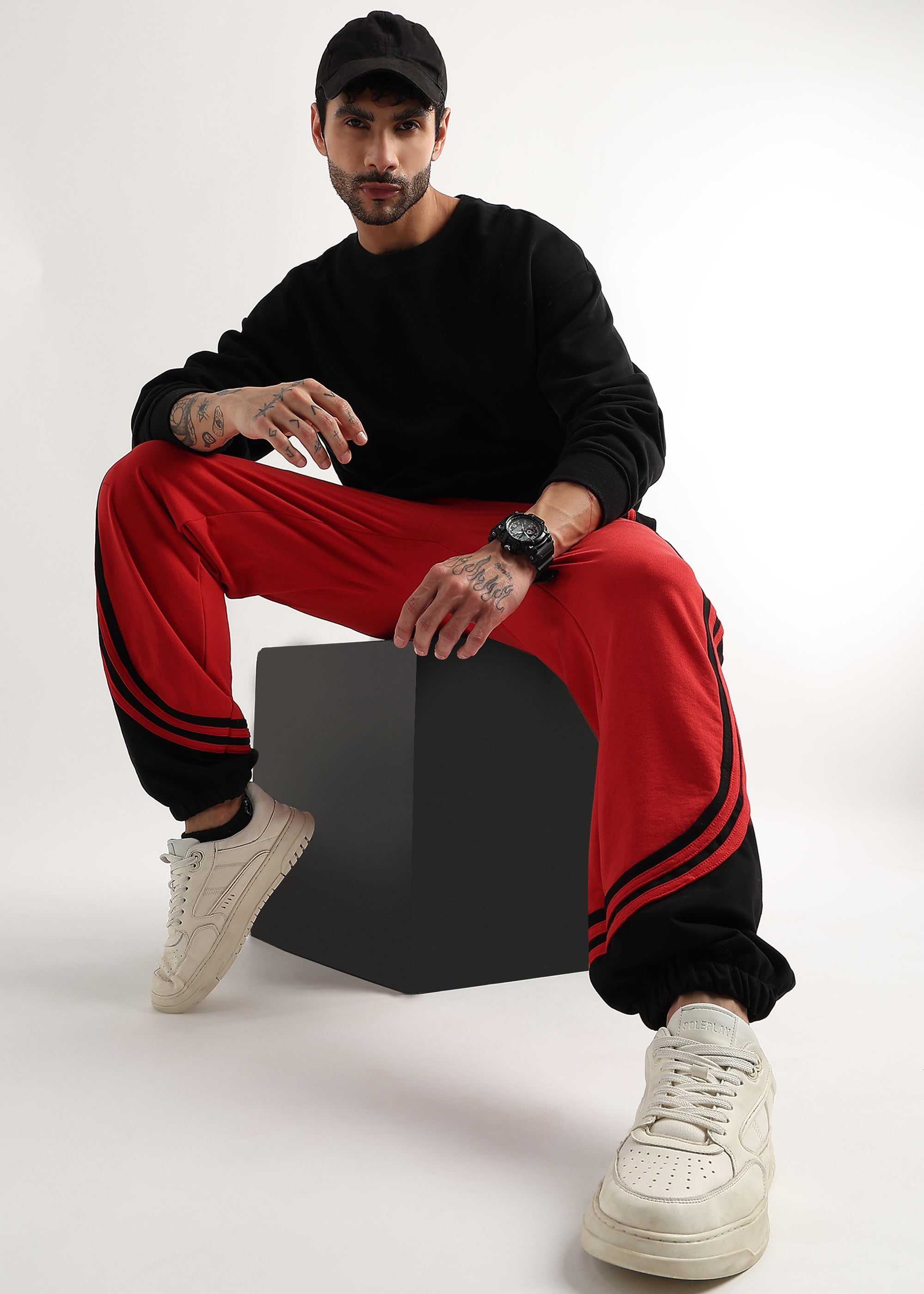 REDLINE CURVE JOGGER (RED BLACK)