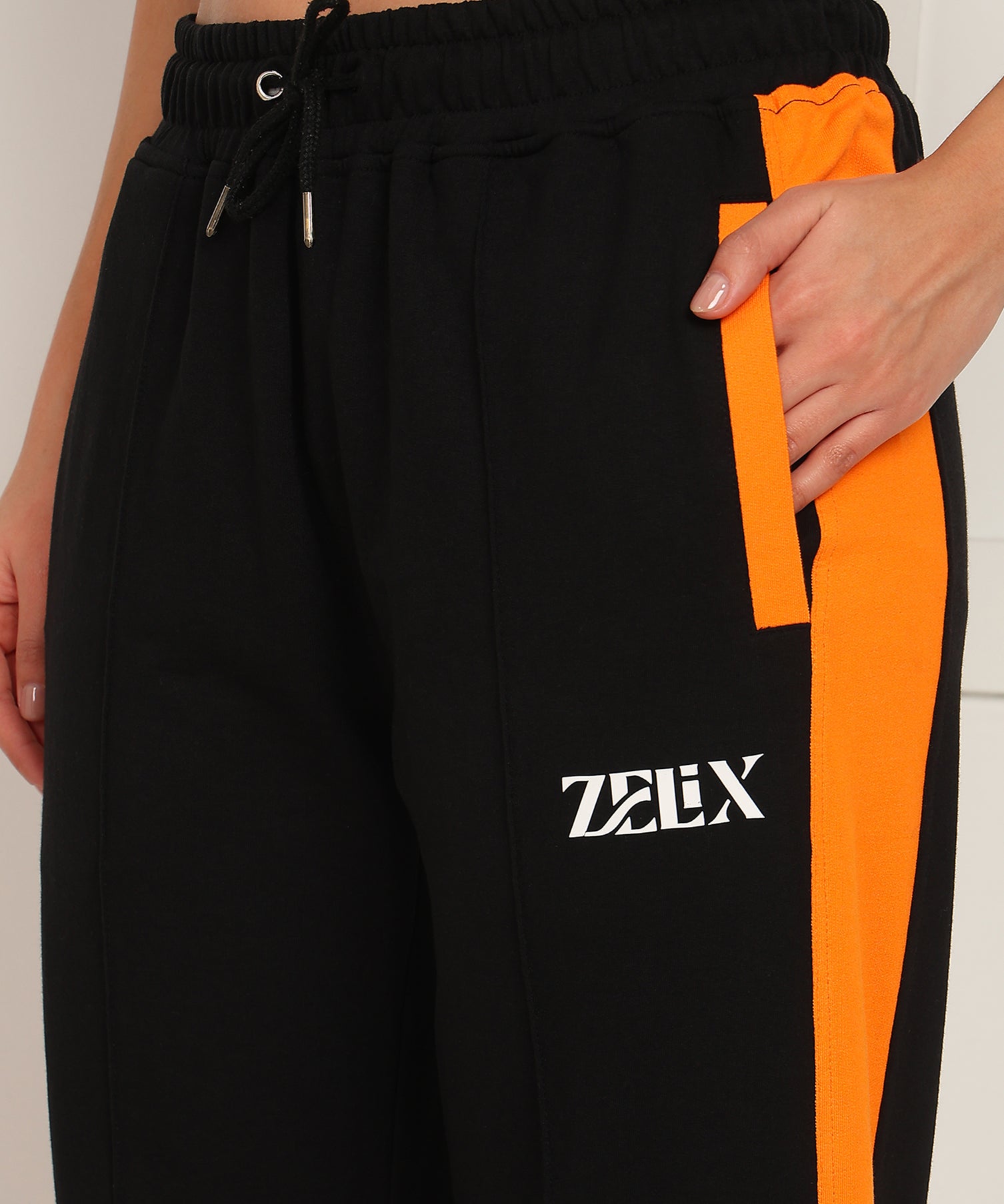 Women Phantom Jogger Black Orange