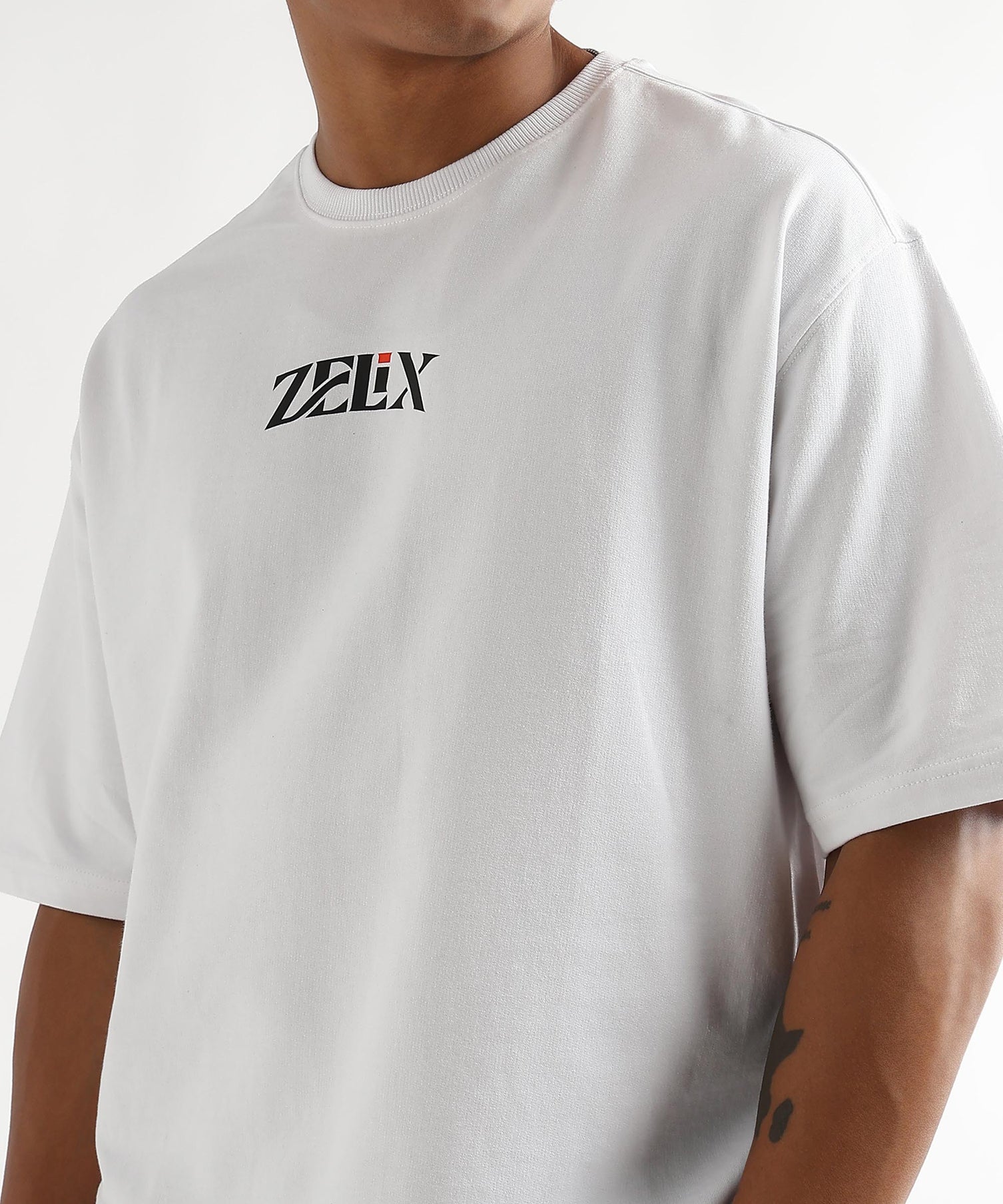 Breathable cotton oversized white slogan t-shirt