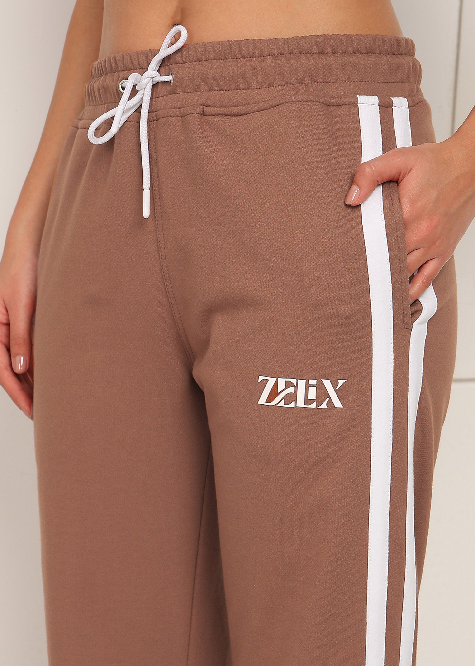 WOMEN VECTOR STRIPE JOGGERS (BROWN-WHITE)