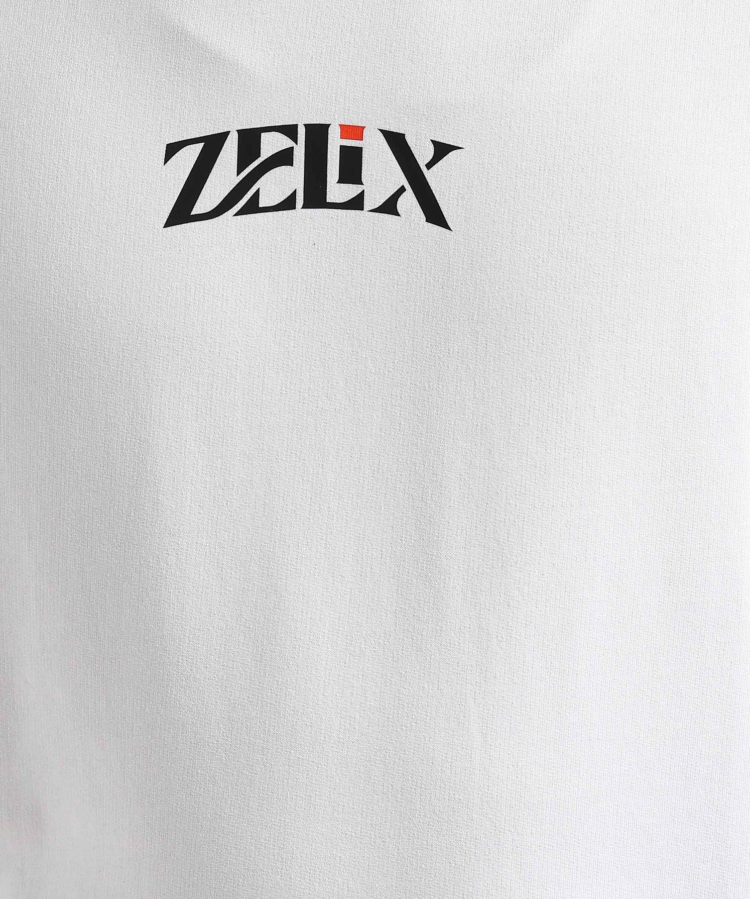 Trendy oversized white street style graphic tee