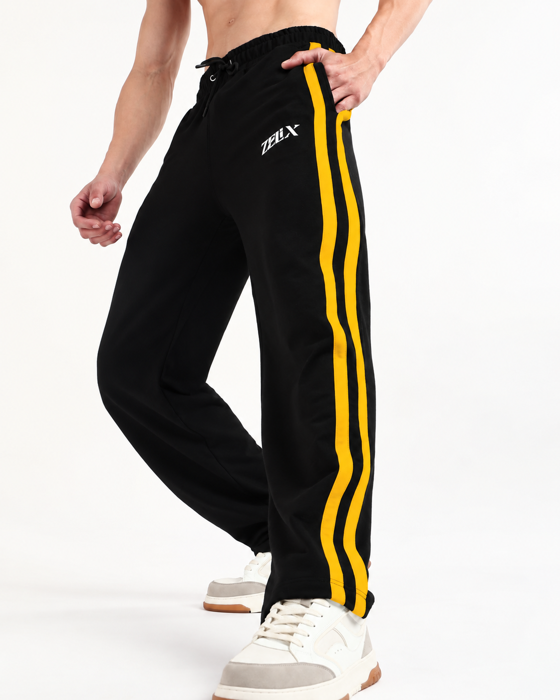 Titan Stripe Jogger Black Yellow